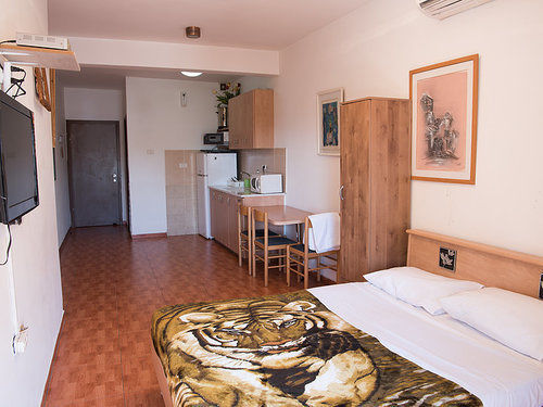 Avital Aparthotel